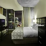 Twelve Midtown, Autograph Collection